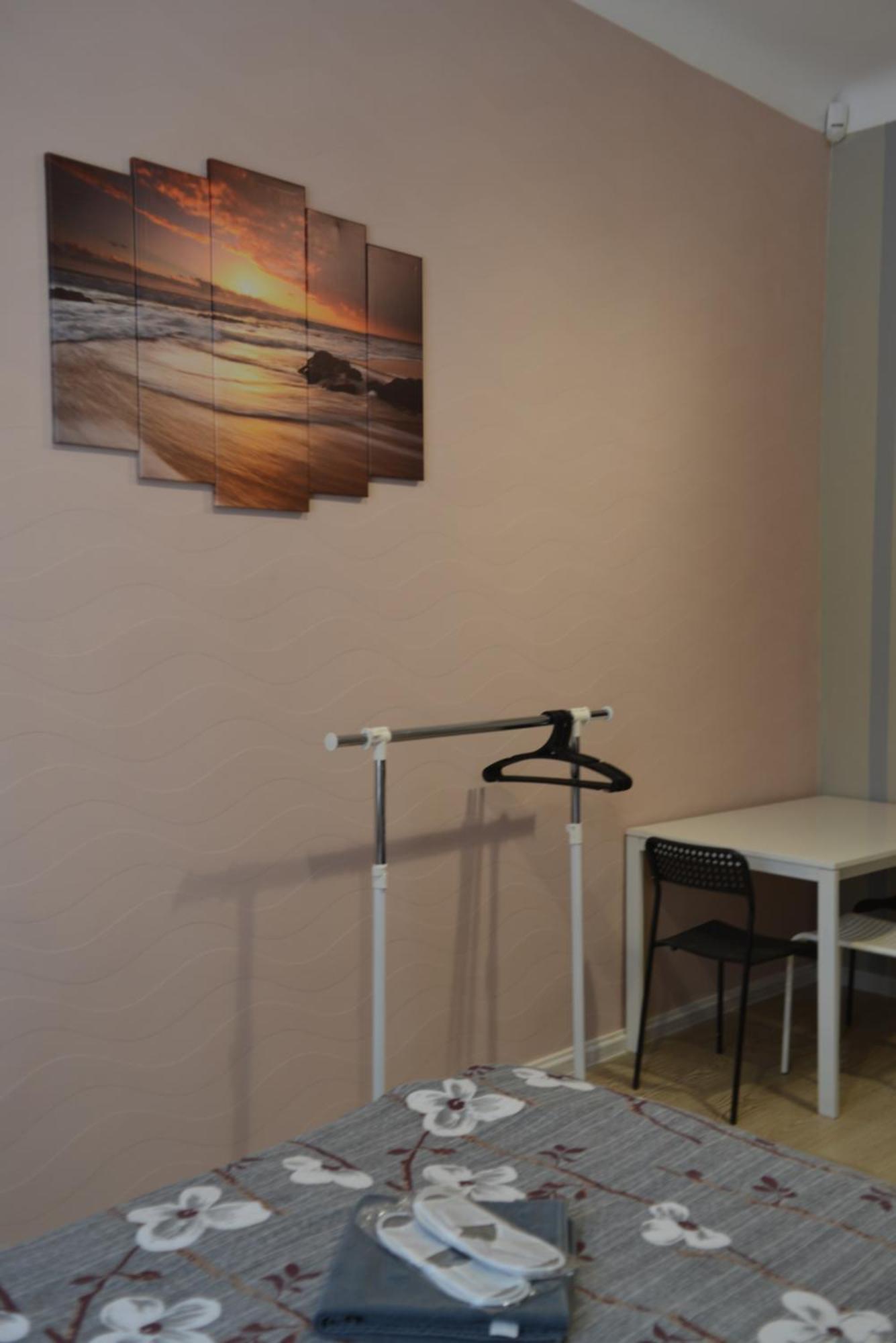 Uneed Rooms - Cloud 9 キエフ エクステリア 写真